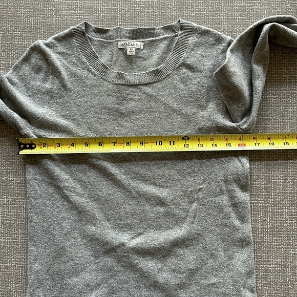 J Crew Mercantile Lightweight Grey Women’s Crew Neck Pullover Sweater Size XS - Picture 7 of 10